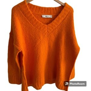 Zara women's Size Small bright orange oversize sweater